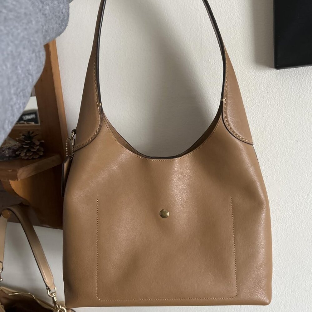 Coach Brooklyn Shoulder Bag 28 - Picture 3 of 11